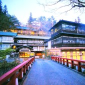 Những khu Onsen hoài cổ cho chuyến du hành ngược thời gian